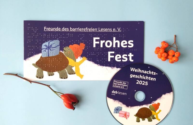 Weihnachtskarte und CD 2025 mit winterlicher Gestaltung und je einem Hagebutten- und Vogelbeerzweig